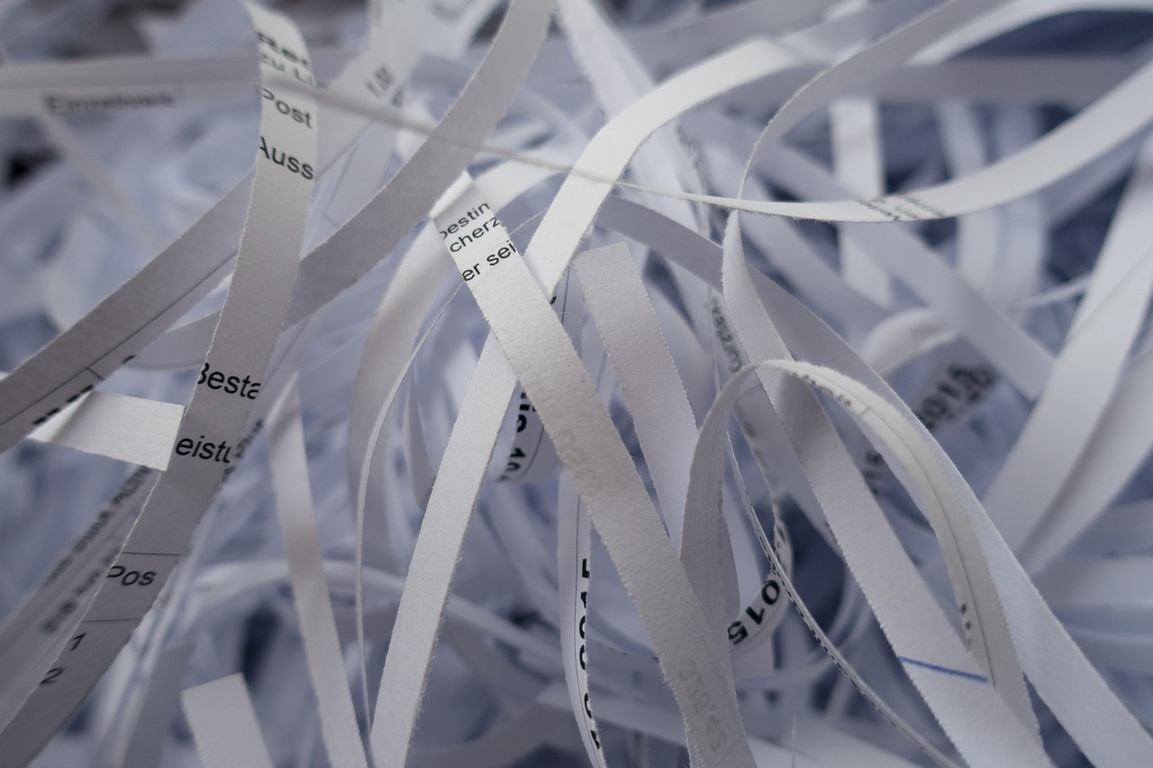 Why 2021 Is The Year To Shred Your Un-needed Paper Documents!